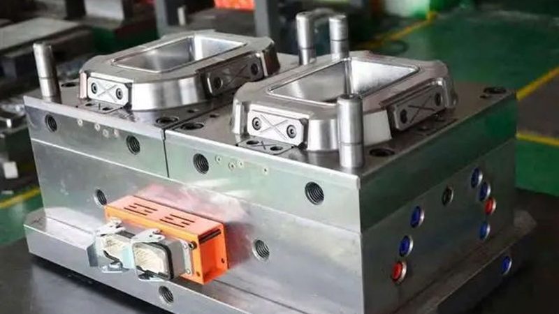 模具制造厂交货周期如何计算：关键因素与步骤解析**